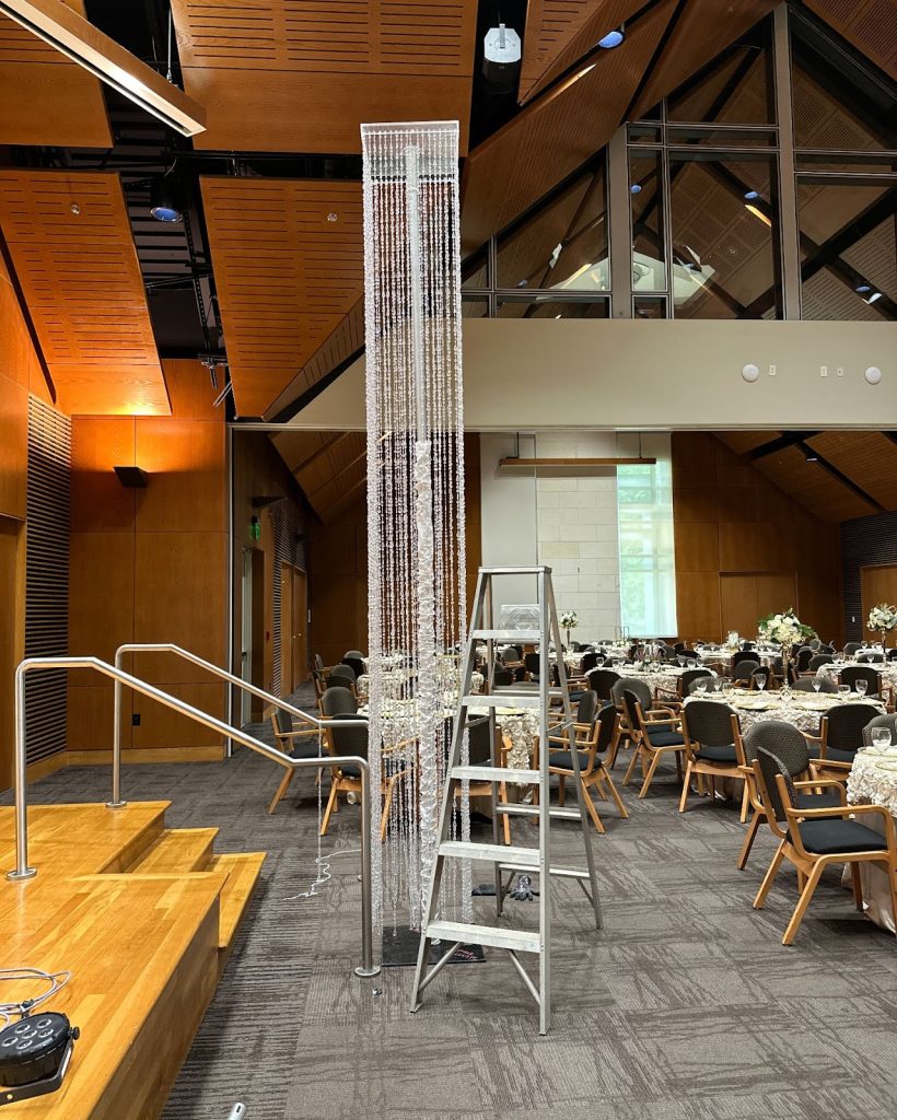 70741753040__29F0A95B-1540-48F6-9A57-4014E3F48486